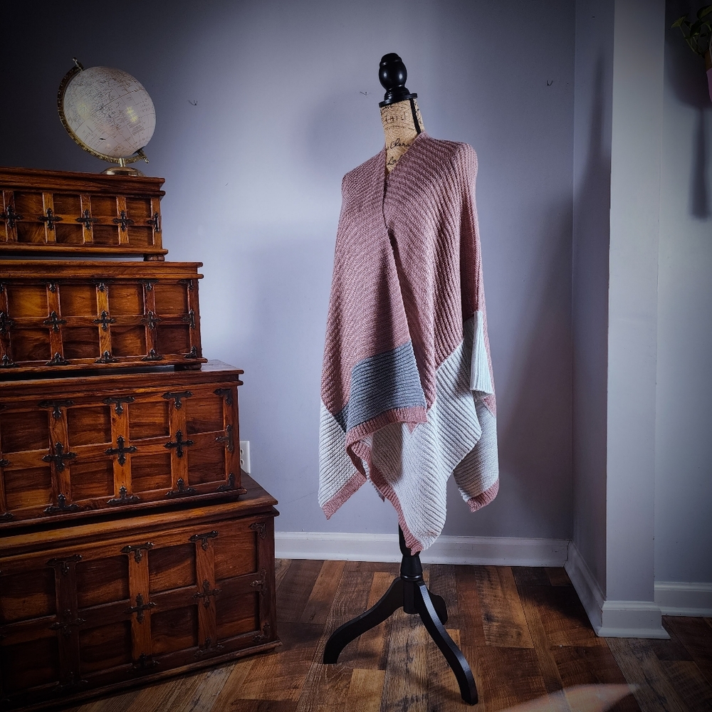 Vince Camuto Open-Front Mauve Sweater Wrap One Si… - image 1